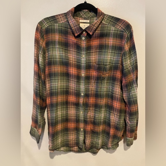 American Eagle Boyfriend Fit Shirts Womens Large Green Ahh-Mazingly Flannel Camo - Picture 5 of 11